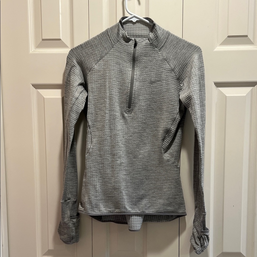 Nike Gray Women's Sweatshirt